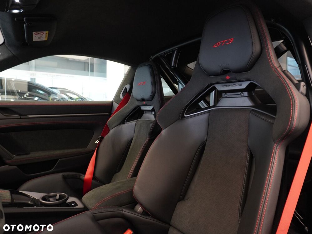 Porsche 911 GT3 PDK - 31