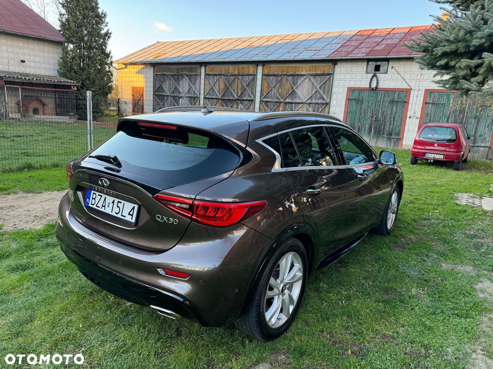 Infiniti QX30 2.0t DCT AWD Premium - 34
