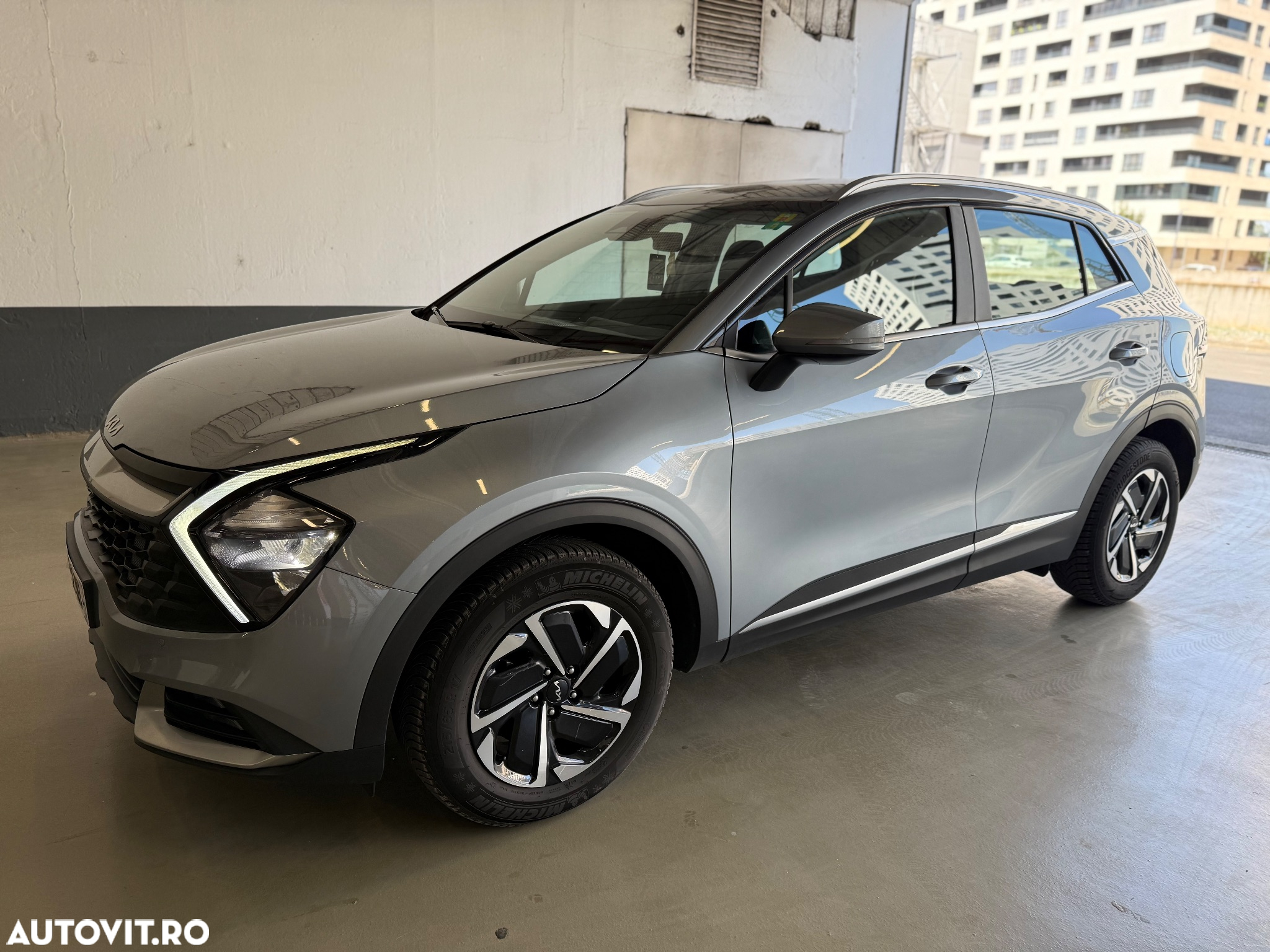 Kia Sportage 1.6T-GDI Hybrid 2WD Aut. Vision - 19