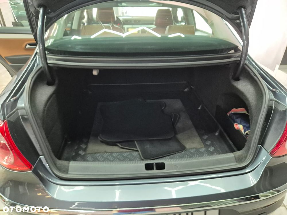 Volkswagen Passat CC 1.8 TSI DSG - 10