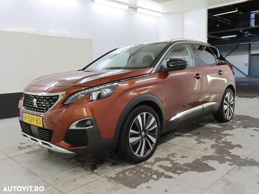 Peugeot 3008 1.2 PureTech Turbo S&S EAT6 GT-Line - 1