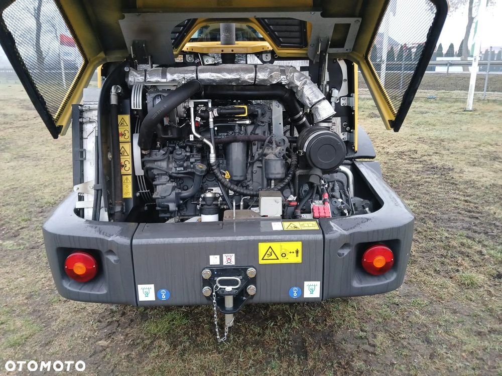 New Holland W50C - 5