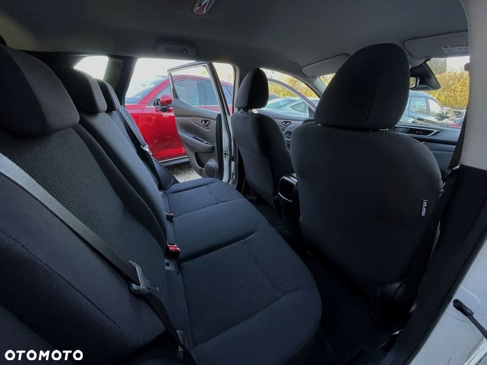 Nissan Qashqai 1.5 dCi N-CONNECTA - 18