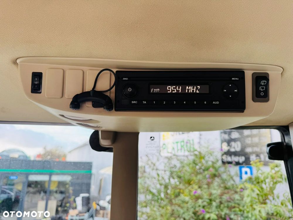 John Deere 6175M - 13