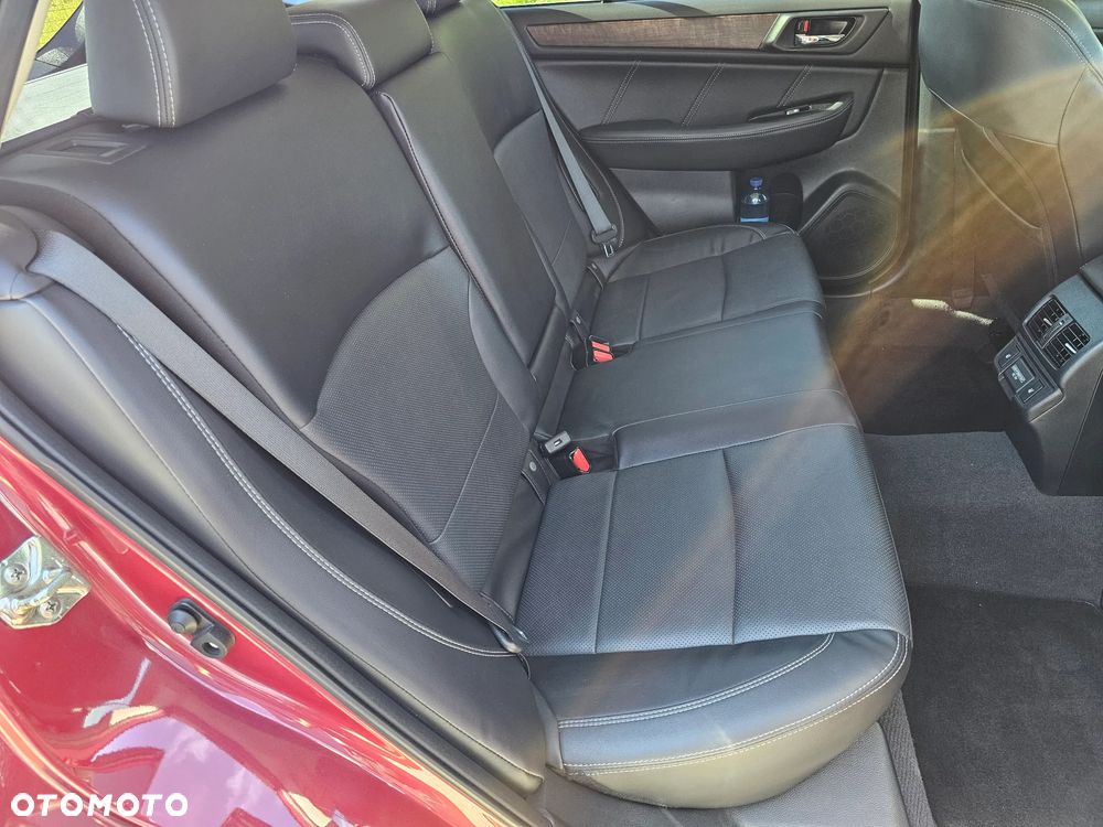 Subaru Outback 2.5i Exclusive - 11