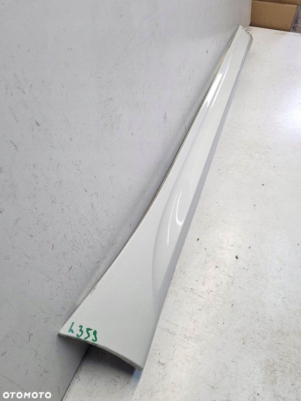 BMW 1 F20 M-Pakiet Próg Listwa progowa PRAWA ŁADNA - 2