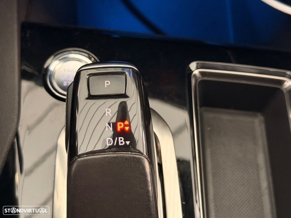 Peugeot 3008 1.6 Hybrid Allure Pack e-EAT8 - 38