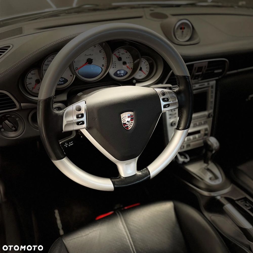 Porsche 911 - 12