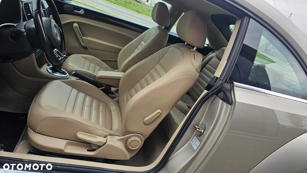 Volkswagen Beetle 1.4 TSI BMT Design DSG - 24