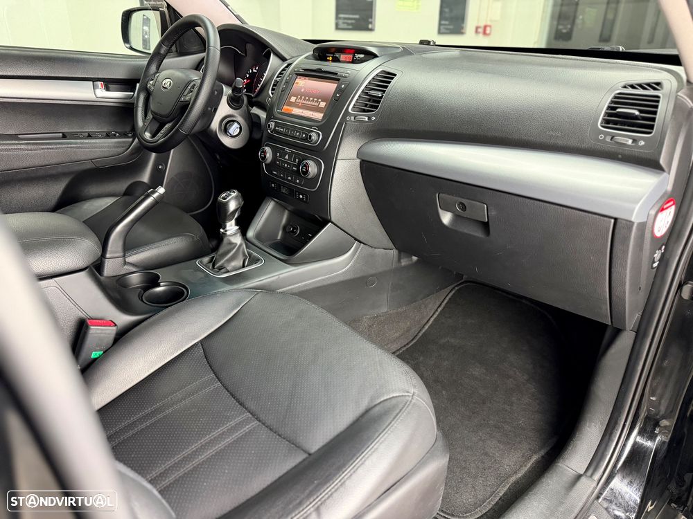 Kia Sorento 2.2 CRDi TX - 26