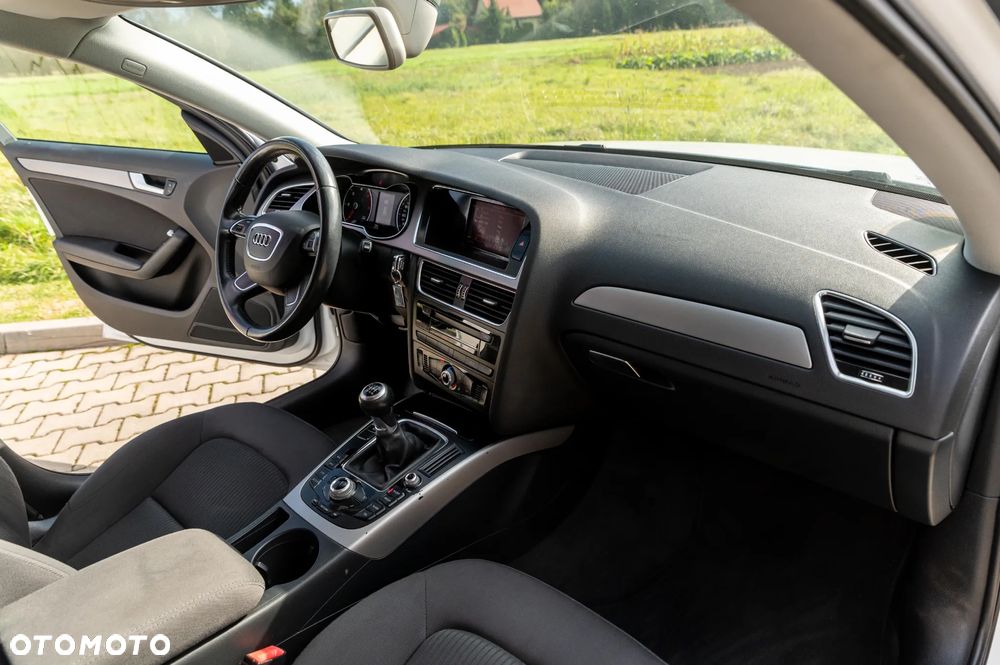 Audi A4 - 24