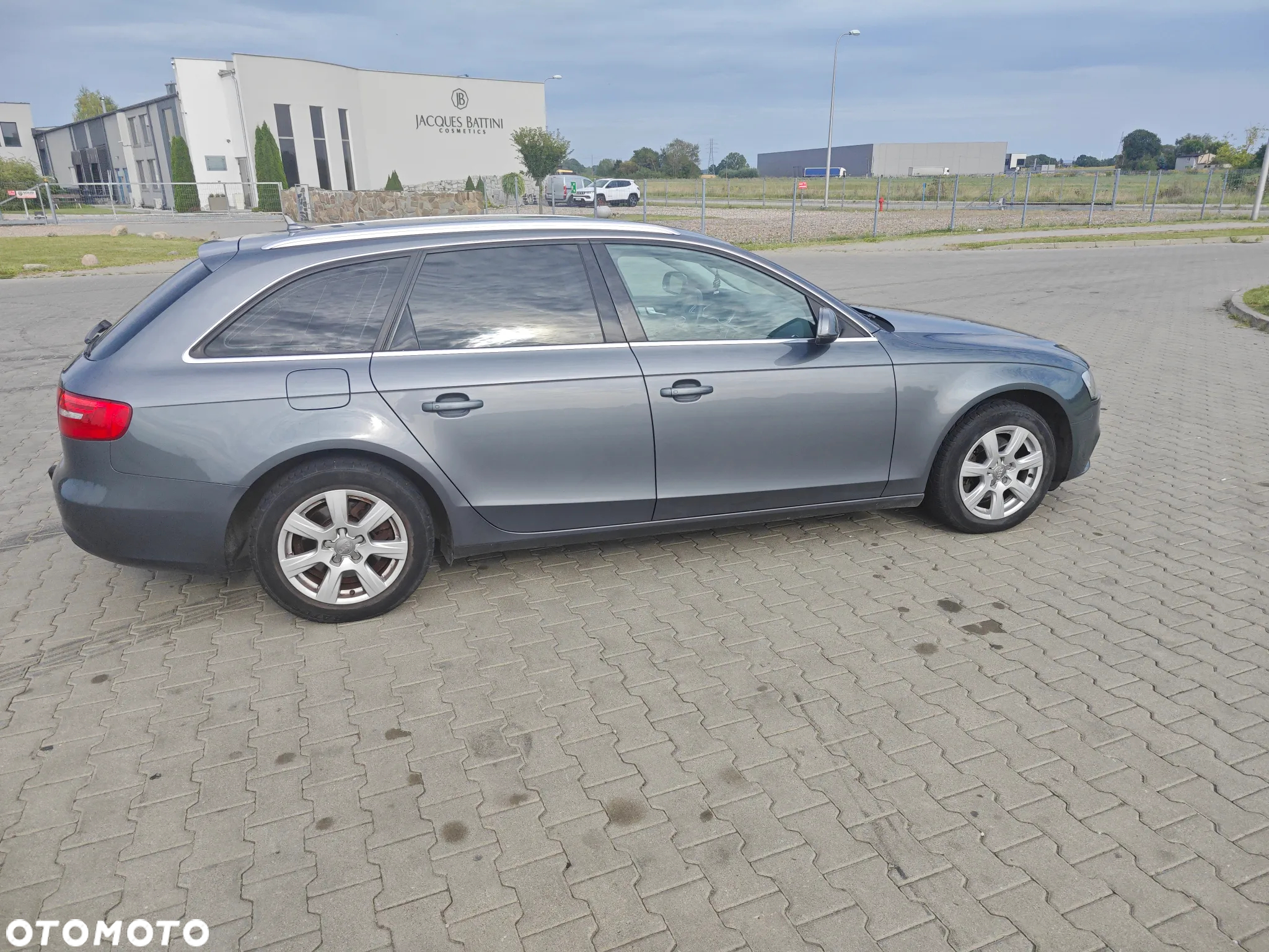 Audi A4 2.0 TDI S tronic - 27