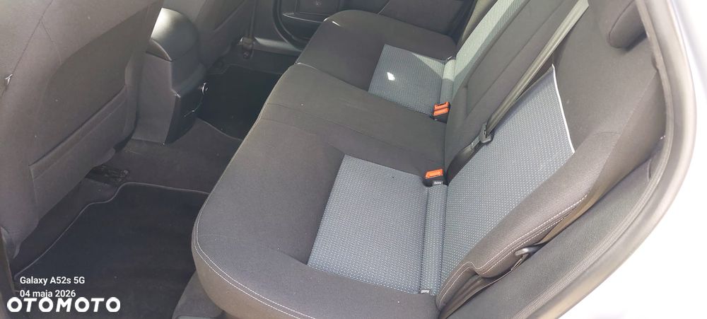 Ford Mondeo 2.0 TDCi Ghia X - 11