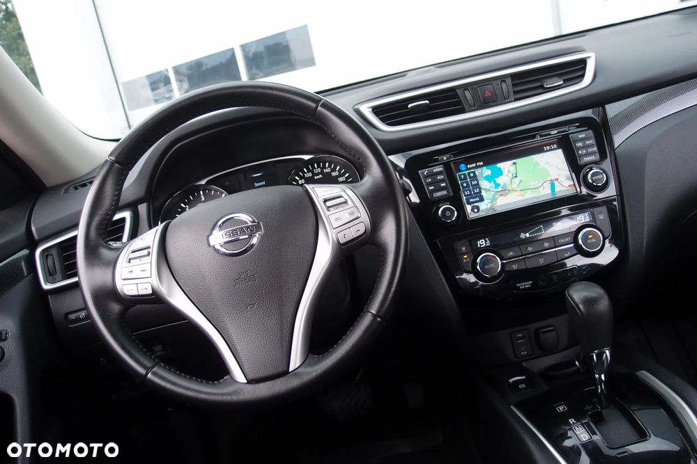 Nissan X-Trail 2.0 dCi N-Vision Xtronic 4WD - 23