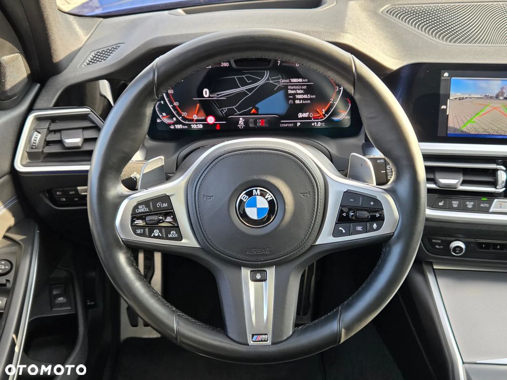 BMW Seria 3 330i xDrive M Sport sport - 18