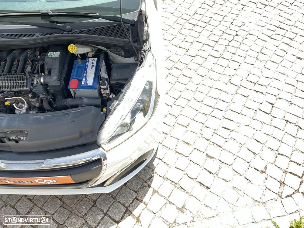 Peugeot 208 1.2 PureTech Active - 37
