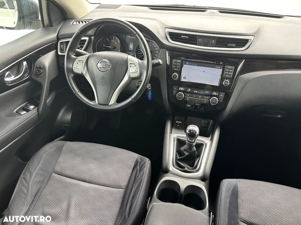 Nissan Qashqai 1.5 DCI Start/Stop N-Connecta - 27
