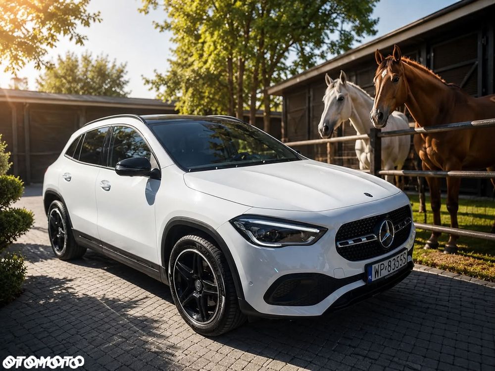 Mercedes-Benz GLA 250 4-Matic AMG Line - 1