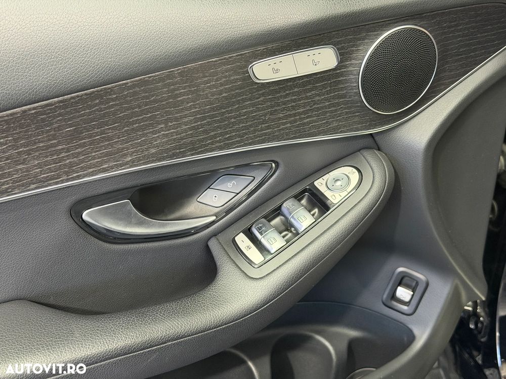 Mercedes-Benz GLC 300 de 4Matic 9G-TRONIC - 29