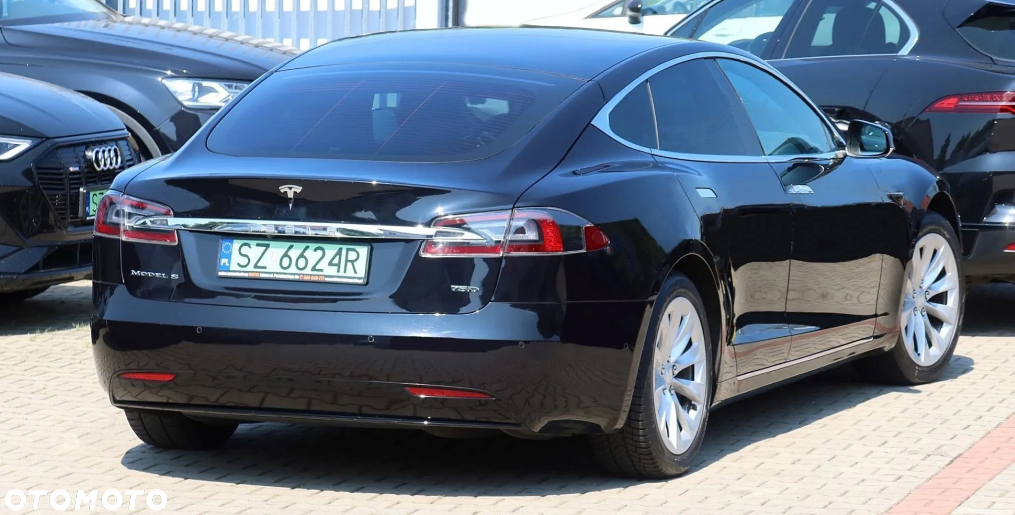 Tesla Model S Long Range Plus - 32