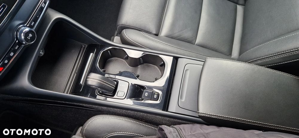 Volvo XC 40 D3 Geartronic R-Design - 21