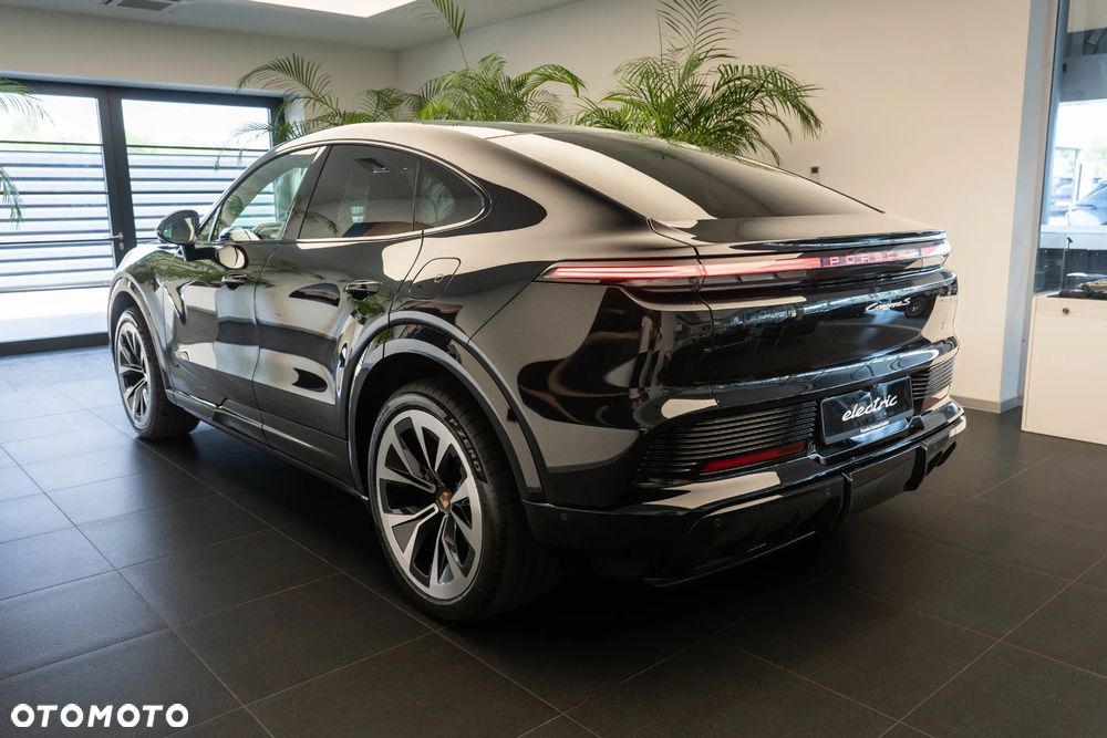 Porsche Cayenne - 3