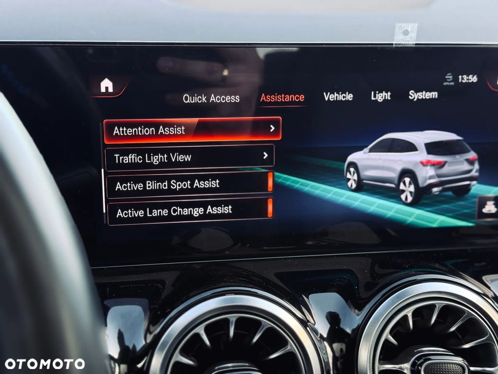 Mercedes-Benz GLA 250 4Matic 8G-DCT AMG Line - 34