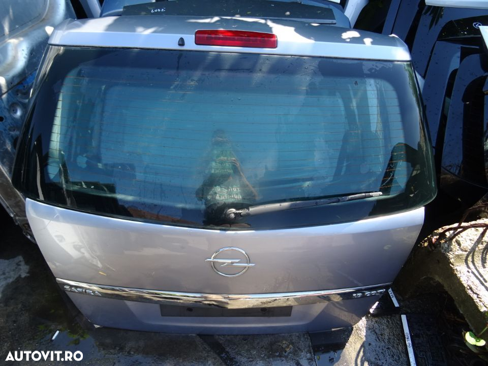 Vand Haion Opel Zafira B din 2006 volan pe stanga fara rugina fara lovituri - 2