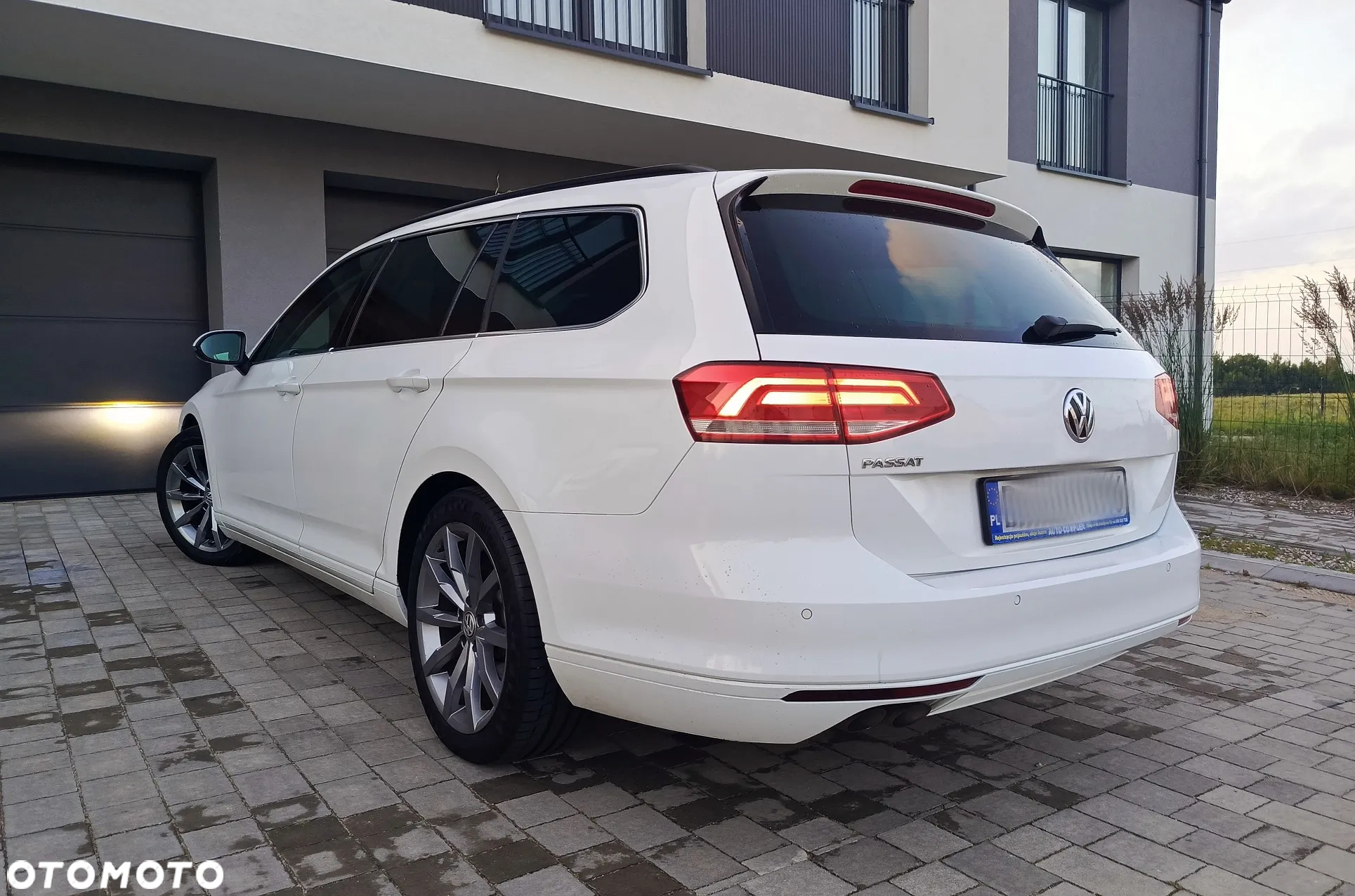 Volkswagen Passat 2.0 TDI BMT Highline DSG - 2