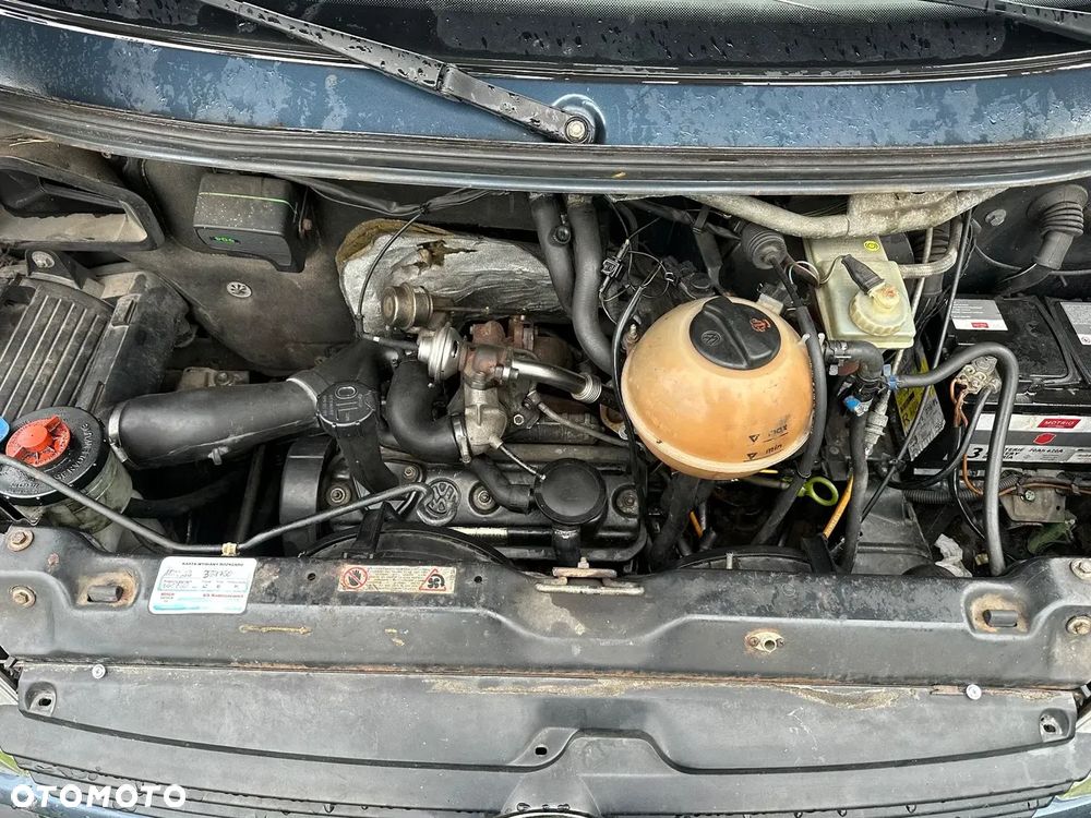 Volkswagen Multivan D - 11