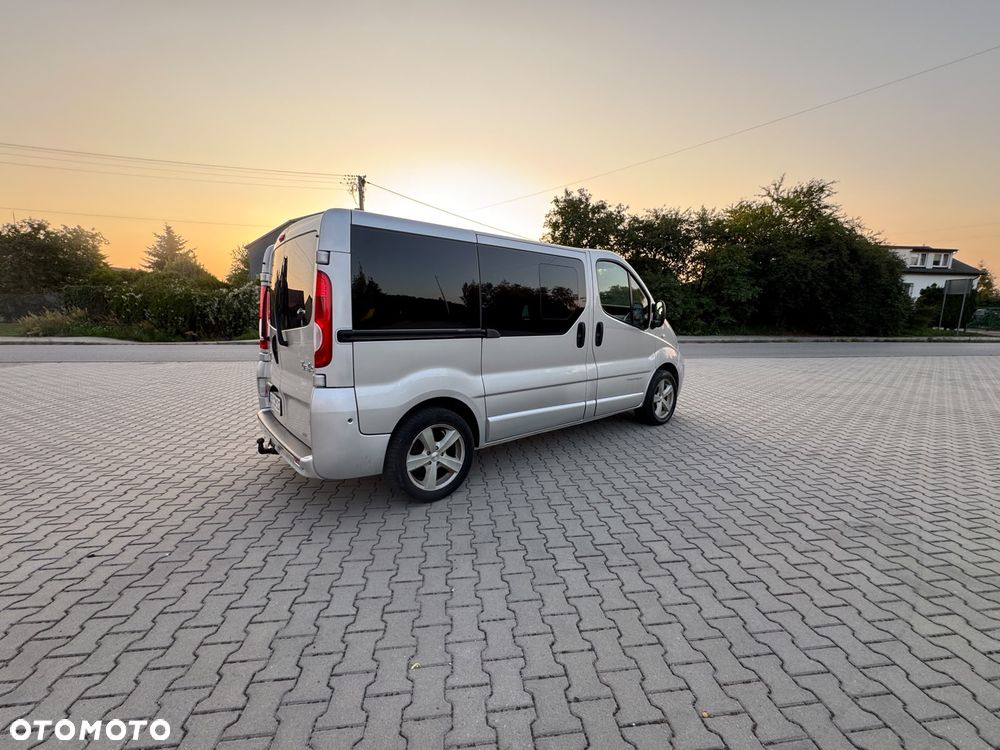 Renault Trafic L1H1 Passenger Lux - 14