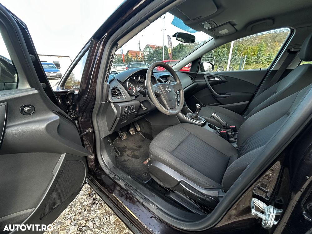 Opel Astra 1.4 EcoFLEX Cosmo - 2