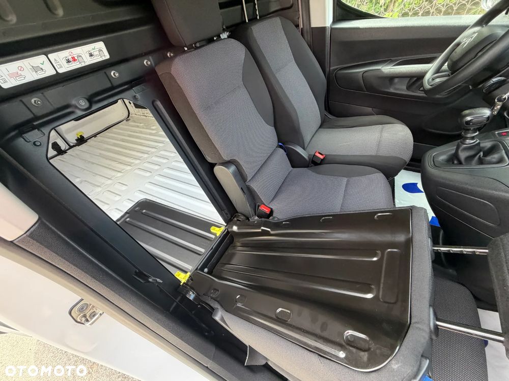 Citroën BERLINGO - 19