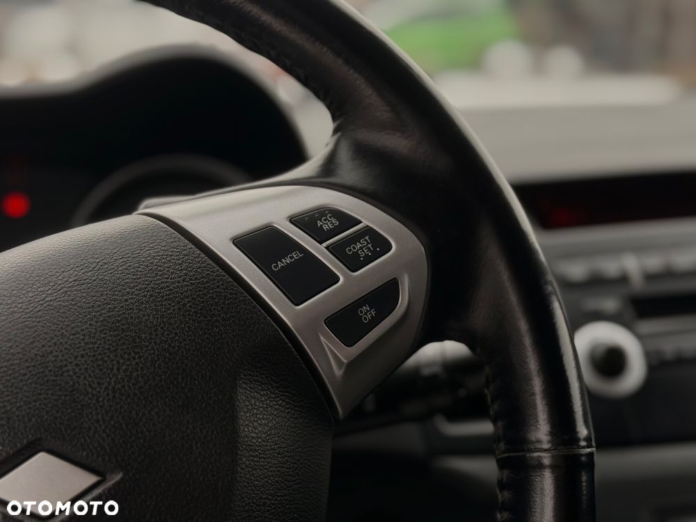 Mitsubishi Lancer - 22