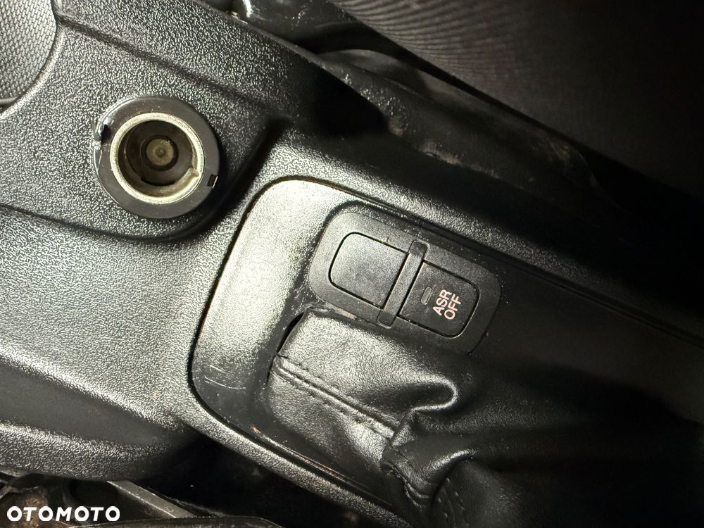 Opel Combo 2.0 CDTI L2H2 XL Long Salon PL - 15