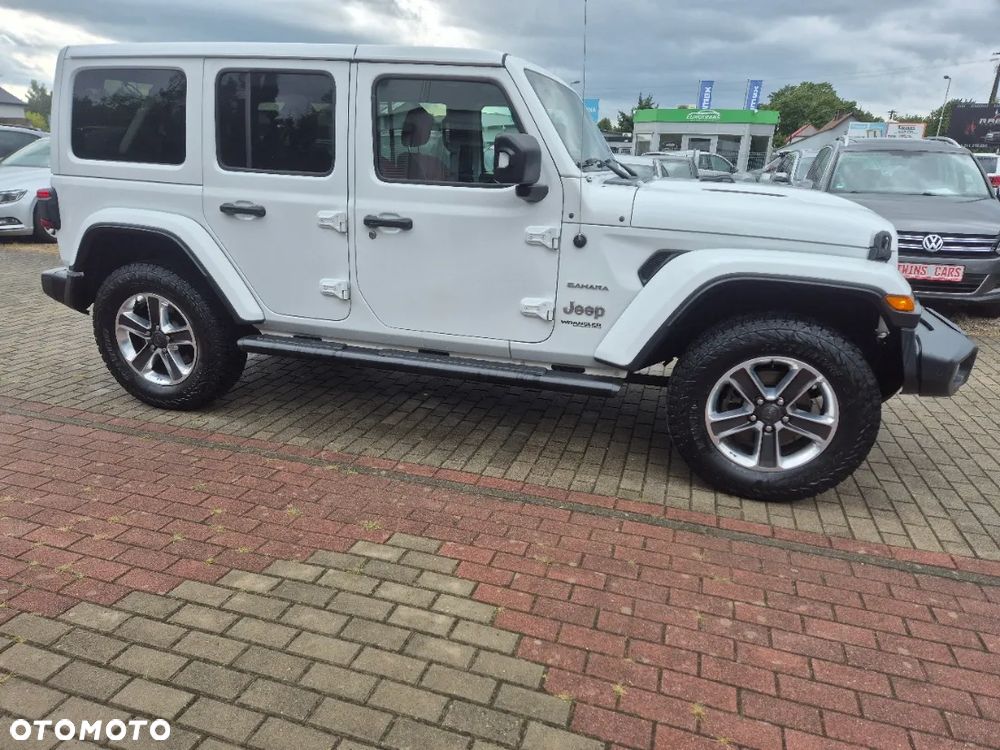 Jeep Wrangler Unlimited GME 2.0 Turbo Sahara - 4
