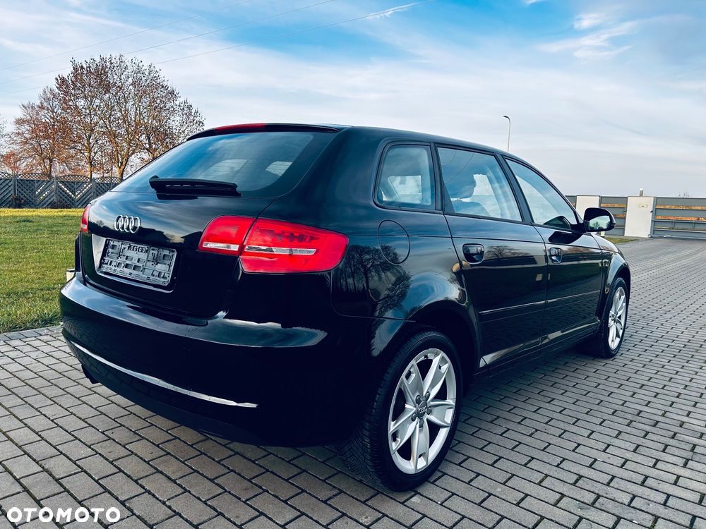 Audi A3 Sportback 1.4 TFSI Ambition - 16