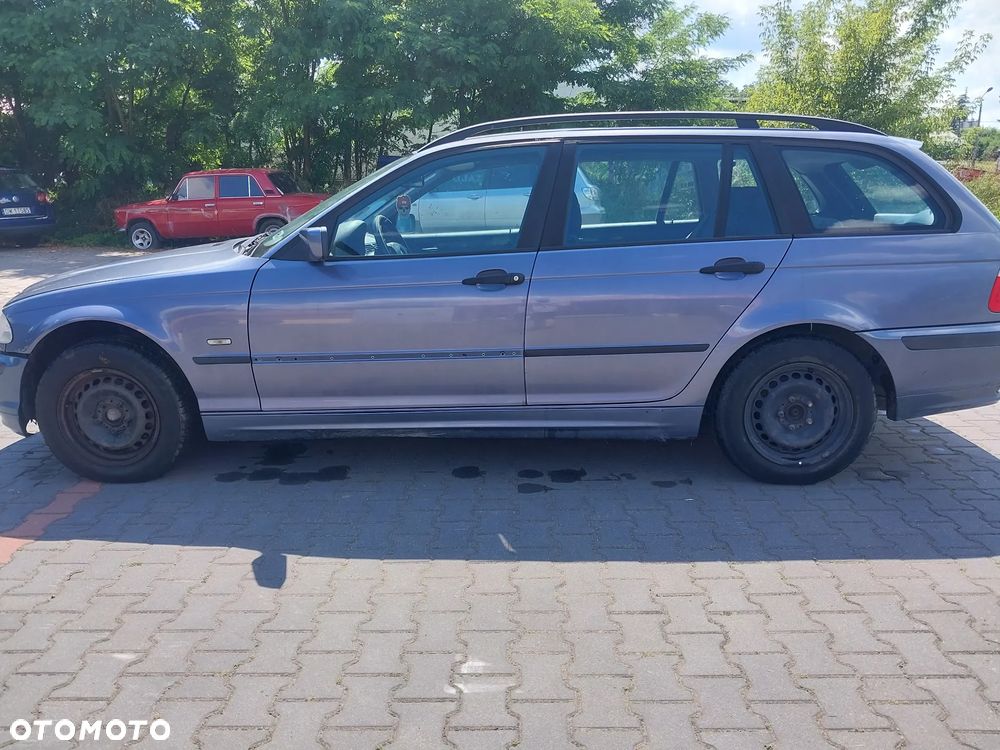 BMW E46 320D kombi silnik 2.0D 136KM M47D20 204D1 skrzynia biegów drzwi maska zderzak błotnik 372/5 Stahlblau Metallic uchylna szyba bagażnika fotel pas przedni chłodnice wał koło wału dyfer most półoś zwrotnica szyba czołowa czujnik sensor podsufitka podszybie alternator moduł akumulatora skrzynka bezpieczników sprężarka klimatyzacja osłona silnika chłodnica moduł sterownik panel Cały NA CZĘŚCI wszystkie części - 10