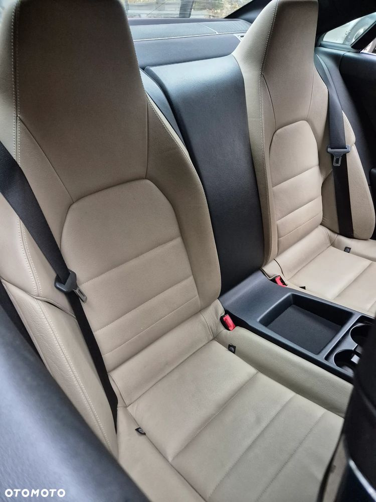 Mercedes-Benz Klasa E - 8