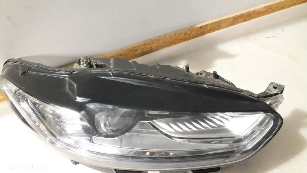 lampa przednia prawa Ford Mondeo V MK5 ES7313D154AL - 4