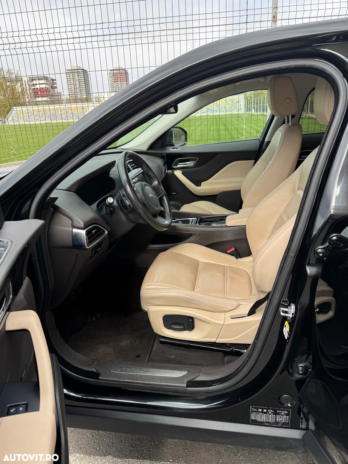 Jaguar F-Pace 20d AWD Prestige - 15