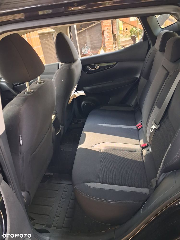 Nissan Qashqai 1.3 DIG-T N-Connecta DCT - 6