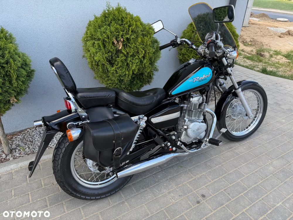 Honda CA - 19