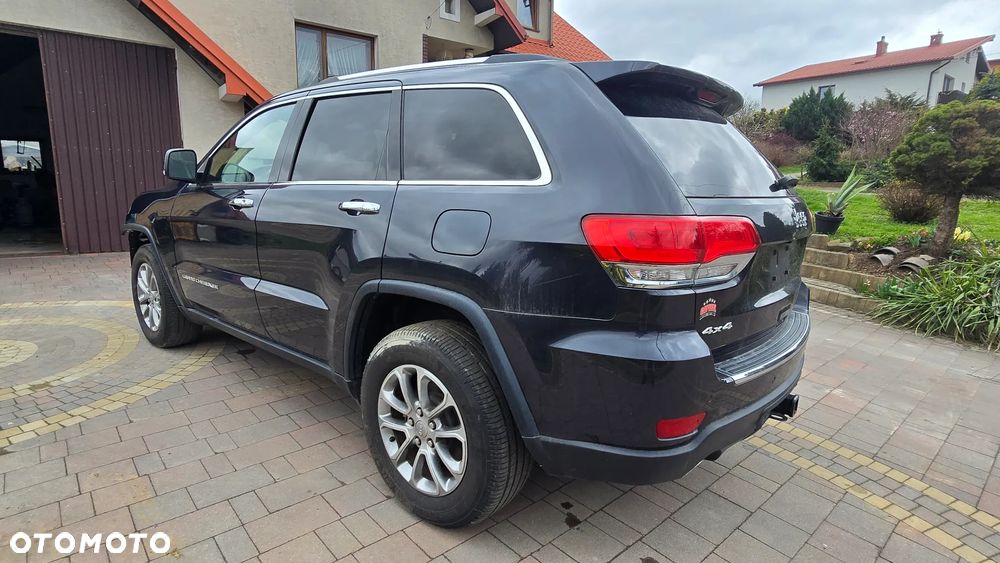 Jeep Grand Cherokee - 8