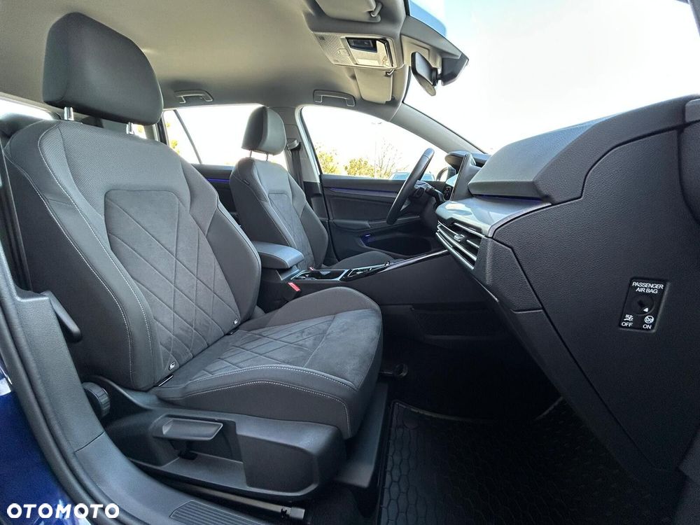 Volkswagen Golf Variant - 18