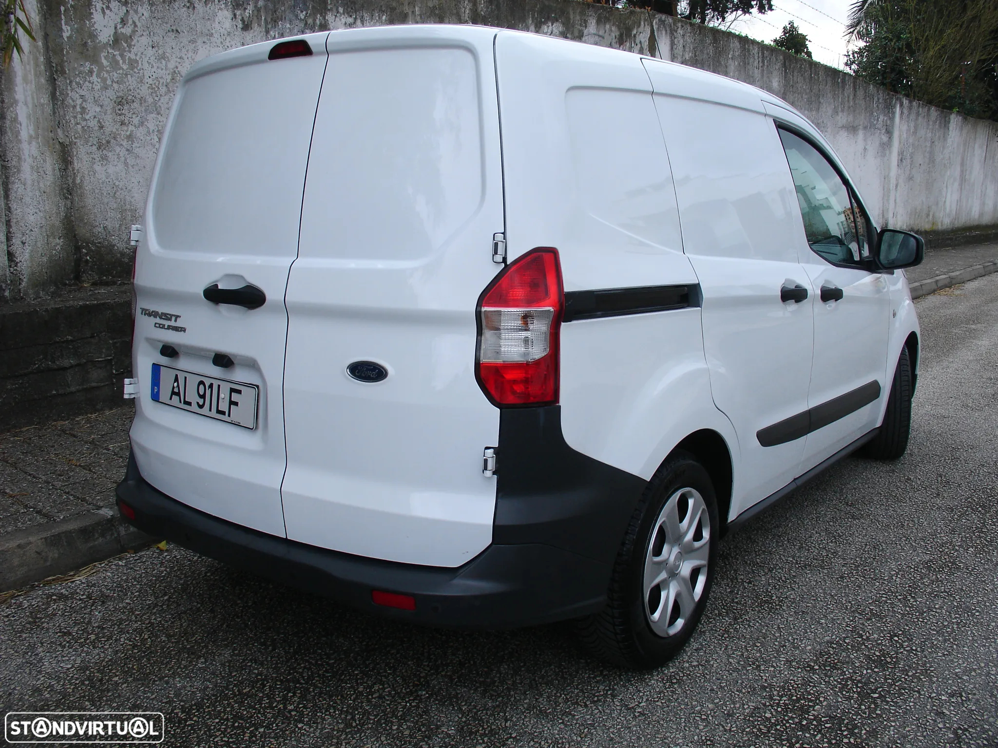 Ford courier c/iva - 20
