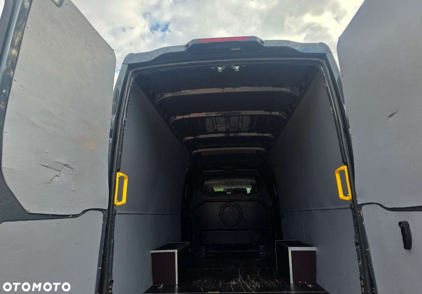 Iveco Daily 35S18 - 32