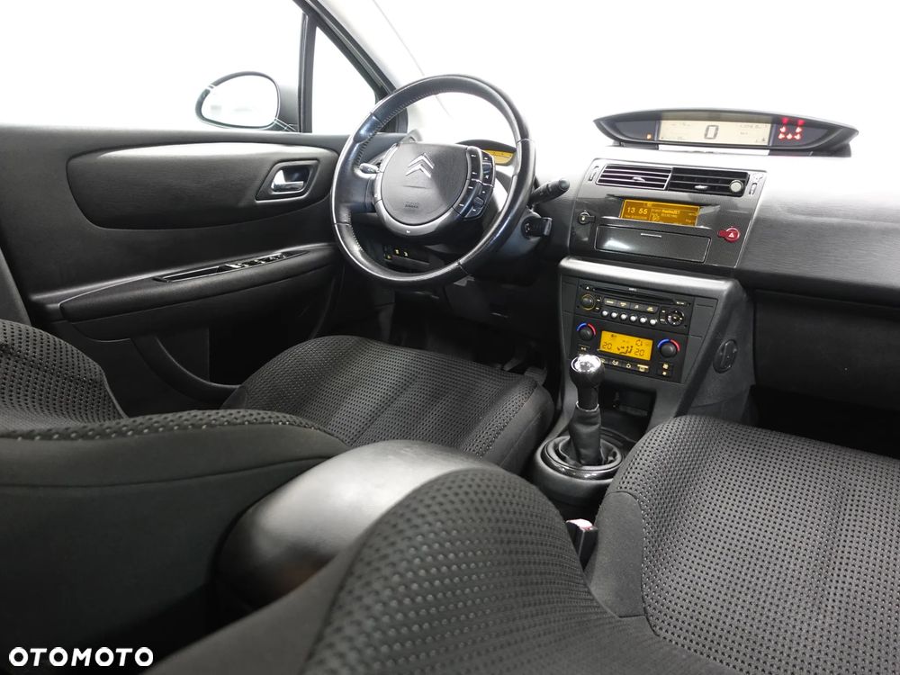 Citroën C4 1.6 HDi FAP Style - 29