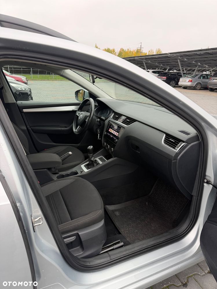 Skoda Octavia - 10