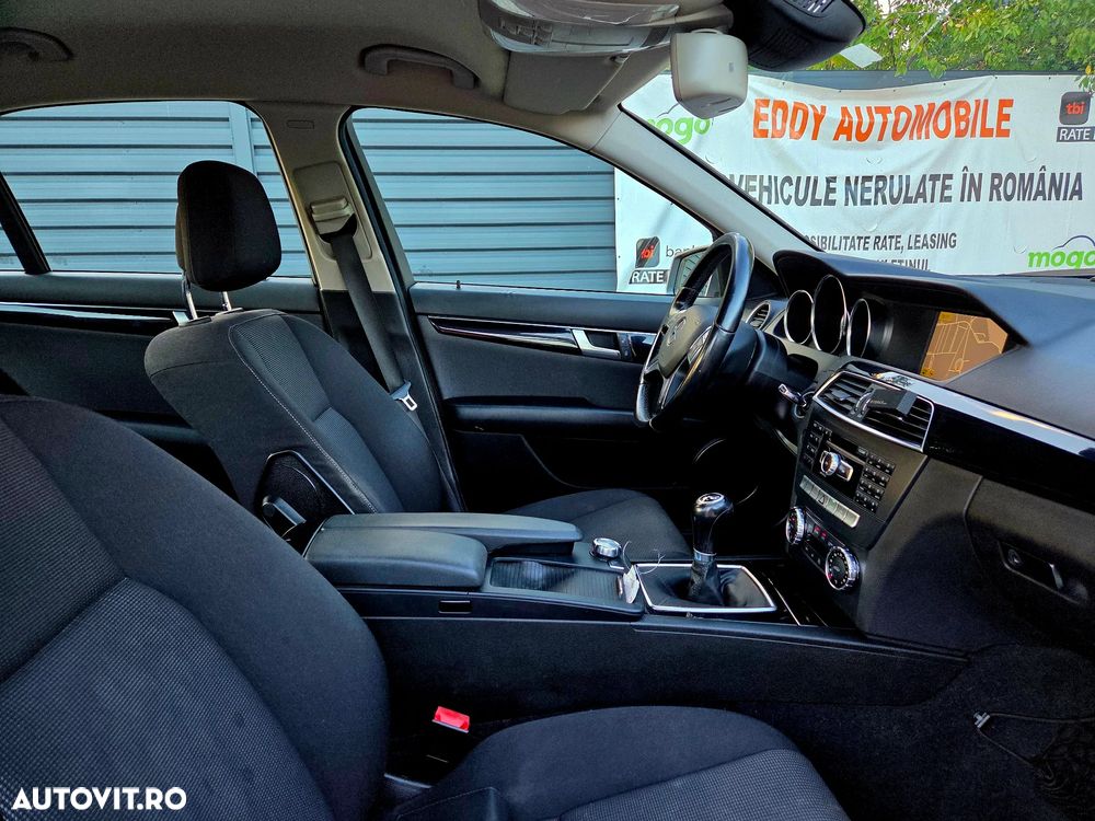 Mercedes-Benz C 180 CGI BlueEFFICIENCY - 5